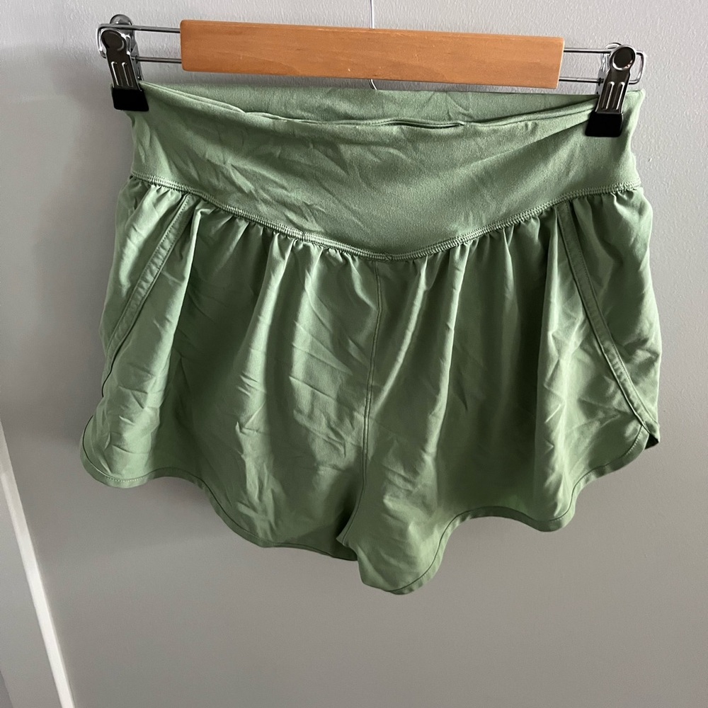 Women's Aerie Green Crossover Flowy Shorts